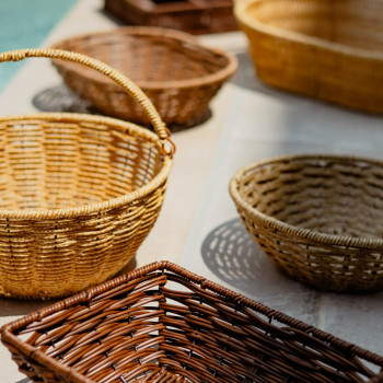 ΚΑΛΑΘΙ ΜΕ ΧΕΡΟΥΛΙ “BOBI” 37x27cm