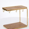 Set Luxury Vintage: Χρυσή Μεταλλική Ραφιέρα 2 Επιπέδων με Ξύλινες Βάσεις & 2 Κεραμικές Κούπες 320ml (Χρυσό Πουά)